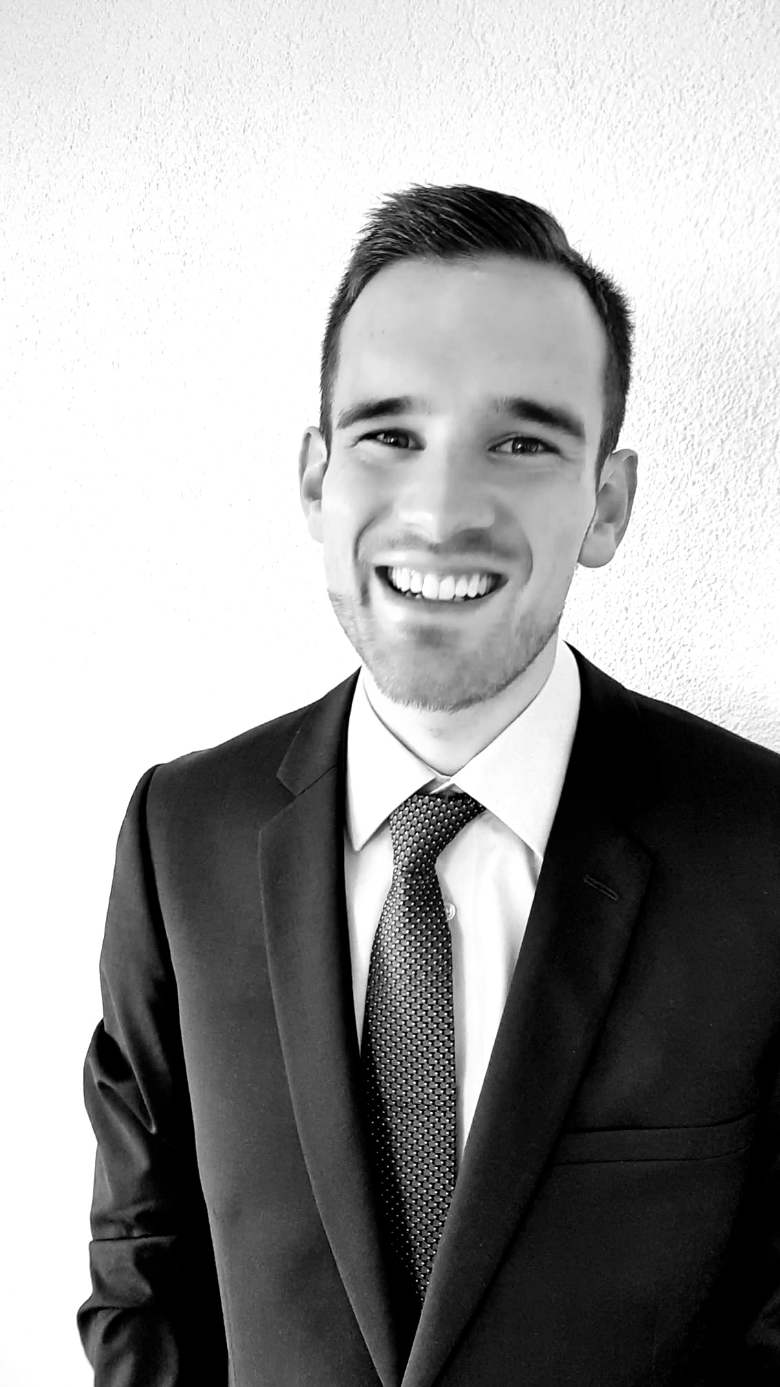 Raphael Kummer, MLaw, Rechtsanwalt